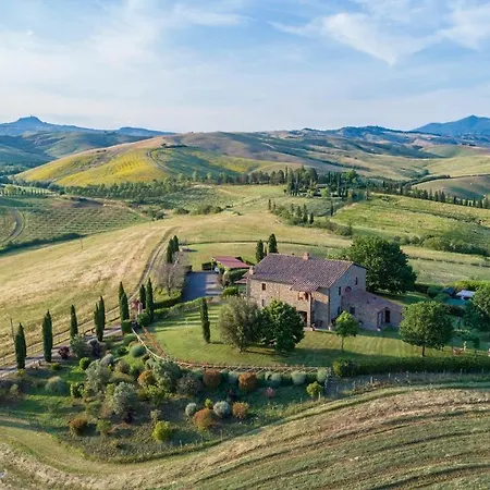 Casale Del Viaggiatore 10, Emma