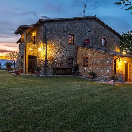 Villa Casale Del Viaggiatore 10, Emma *