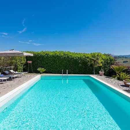 Casale Del Viaggiatore 10, Emma